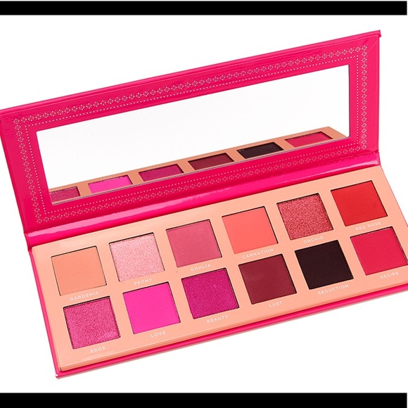 🎀ACE BEAUTÈ Blossom Passion Eyeshadow Palette - Picture 2 of 15